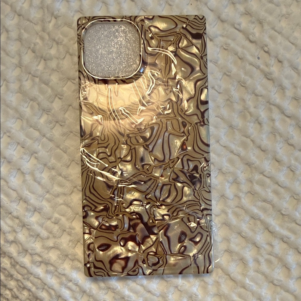 NIB Cocomii faux mother of pearl square iPhone case